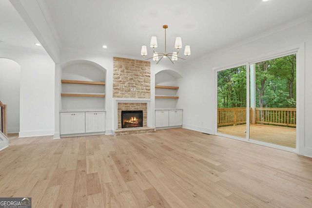 6043 Bluewater Boulevard, Gainesville, GA 30506