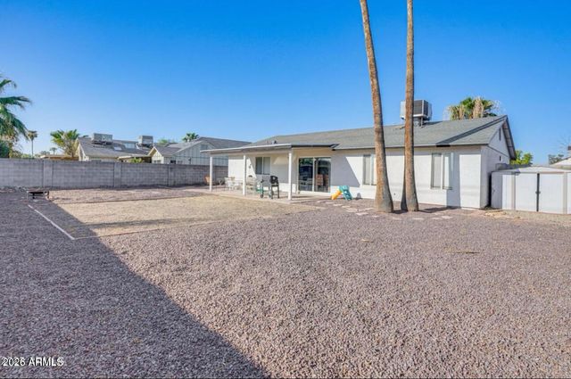 9819 N 67th Drive, Peoria, AZ 85345
