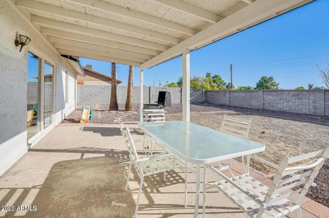 9819 N 67th Drive, Peoria, AZ 85345