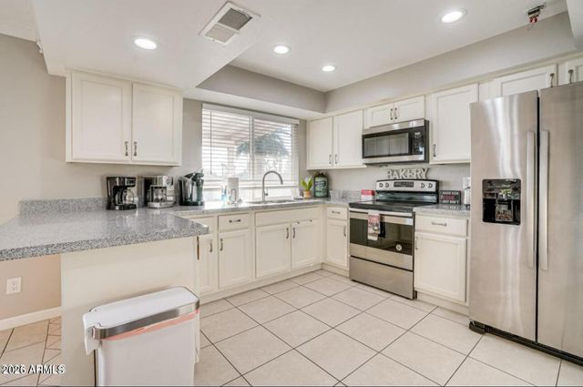9819 N 67th Drive, Peoria, AZ 85345