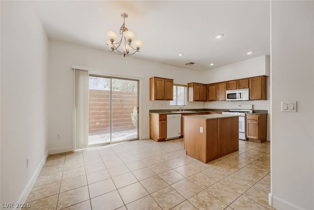 145 Coronation Avenue, Las Vegas, NV 89123