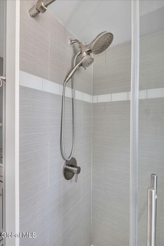 52 Old Birch Lane, Colonie, NY 12205