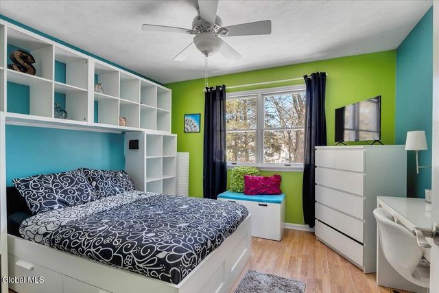 52 Old Birch Lane, Colonie, NY 12205