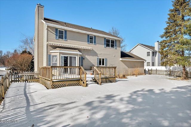 52 Old Birch Lane, Colonie, NY 12205