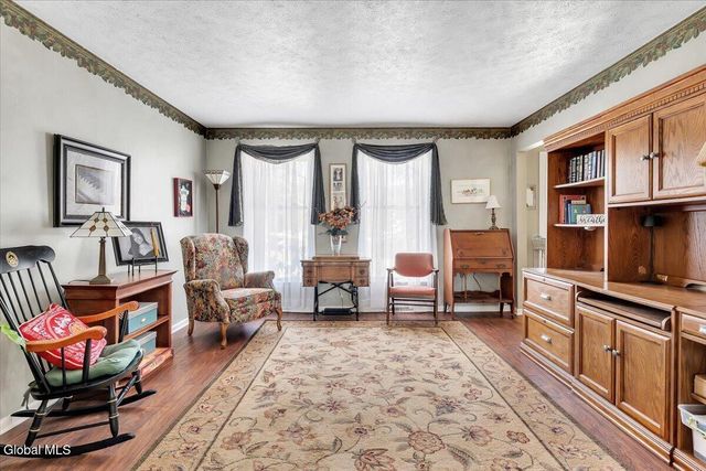 52 Old Birch Lane, Colonie, NY 12205