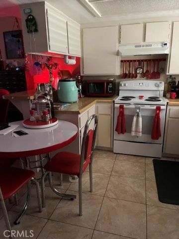 2819 Monterey, Bakersfield, CA 93306