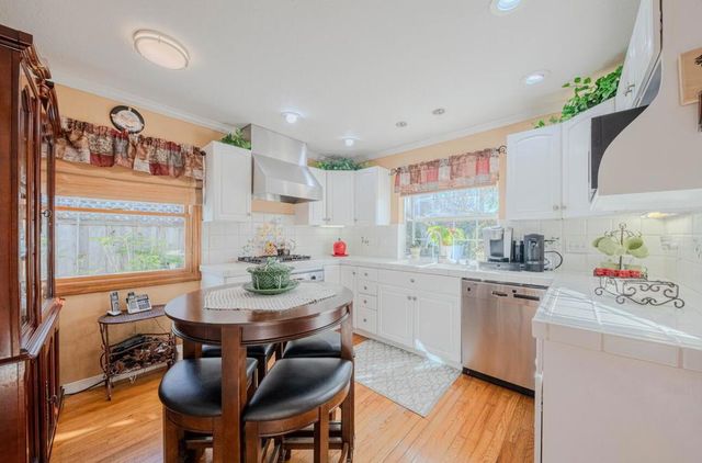 376 Cypress Avenue, Santa Clara, CA 95050