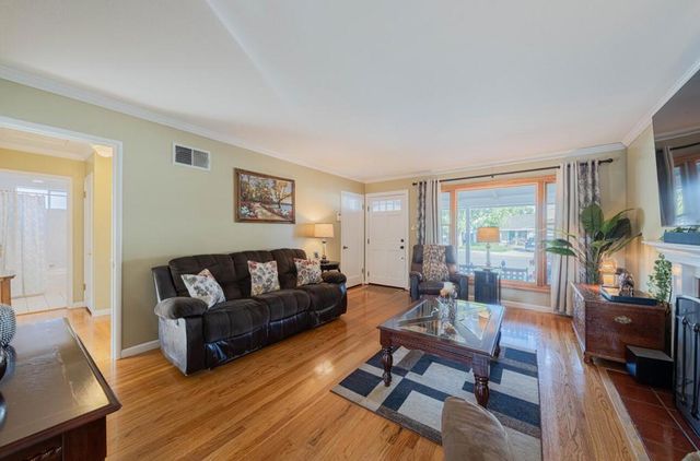 376 Cypress Avenue, Santa Clara, CA 95050