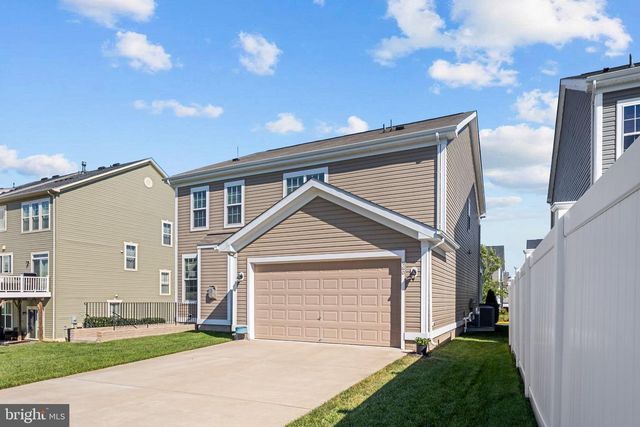 960 BASSWOOD DR, Stafford, VA 22554
