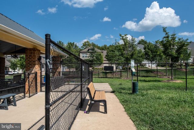960 BASSWOOD DR, Stafford, VA 22554