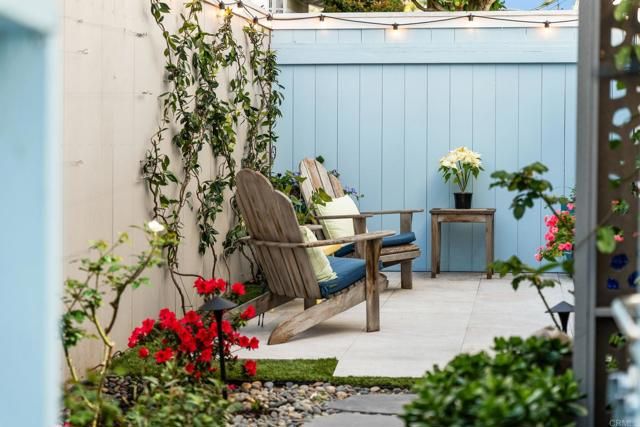 909 Olive Avenue, Coronado, CA 92118