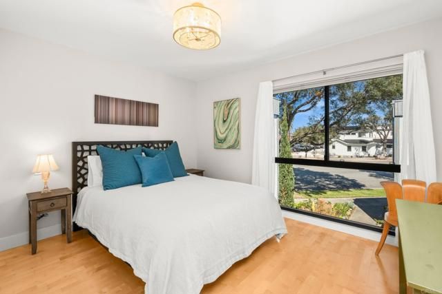 909 Olive Avenue, Coronado, CA 92118