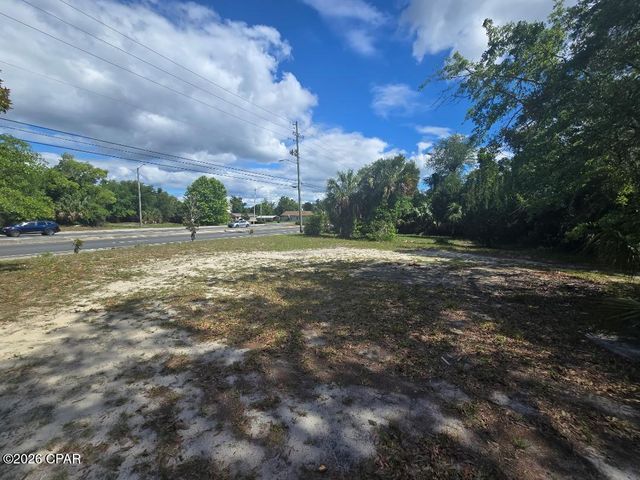 831 N Cove Boulevard, Panama City, FL 32401