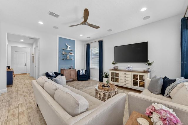 813 WINTERSIDE DRIVE, Apollo Beach, FL 33572