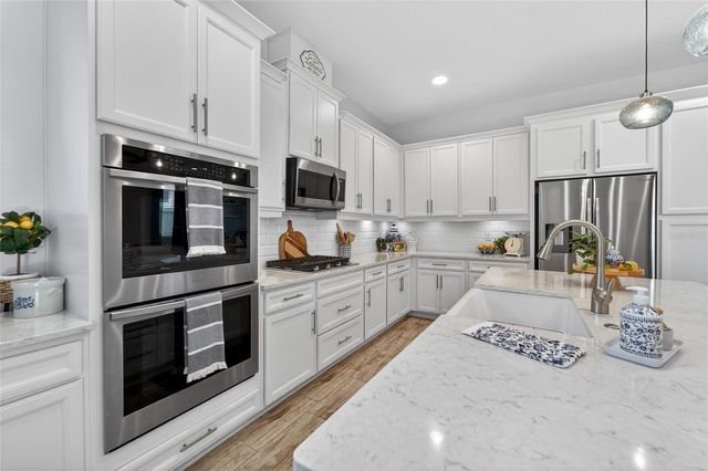 813 WINTERSIDE DRIVE, Apollo Beach, FL 33572