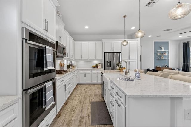 813 WINTERSIDE DRIVE, Apollo Beach, FL 33572