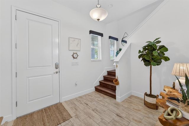 813 WINTERSIDE DRIVE, Apollo Beach, FL 33572