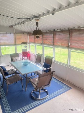 211 Burke Drive, Cheektowaga, NY 14215