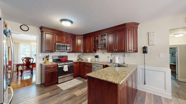 3 COLONIAL, Medford, NJ 08055