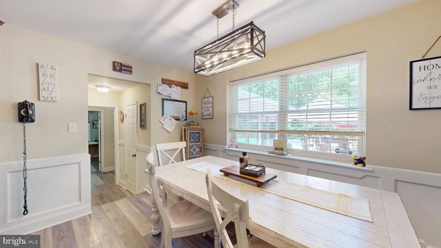 3 COLONIAL, Medford, NJ 08055