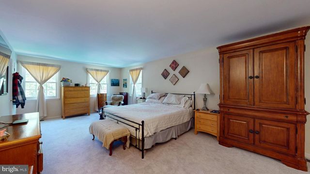 3 COLONIAL, Medford, NJ 08055