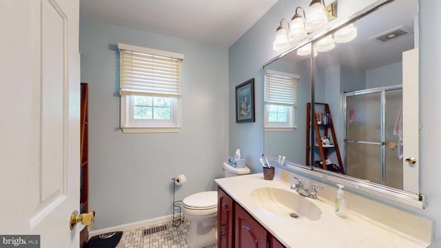 3 COLONIAL, Medford, NJ 08055