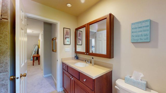 3 COLONIAL, Medford, NJ 08055