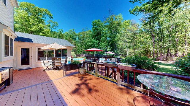 3 COLONIAL, Medford, NJ 08055
