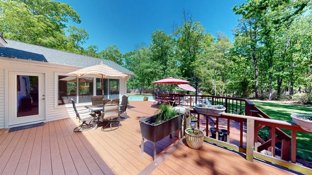 3 COLONIAL, Medford, NJ 08055