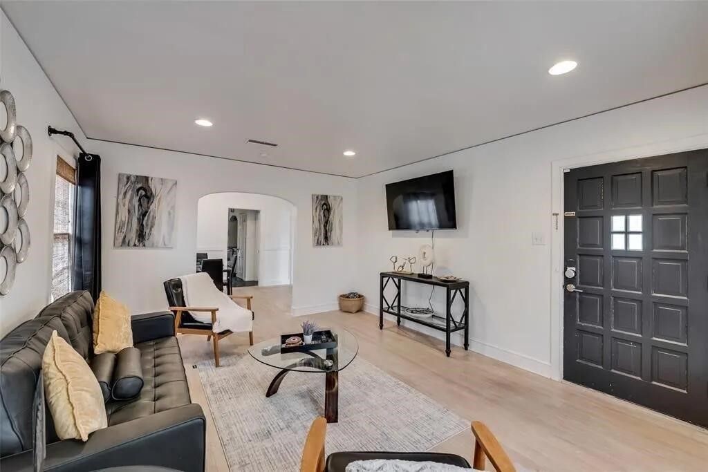 2707 Burlington Boulevard, Dallas, TX 75211 — photo 3