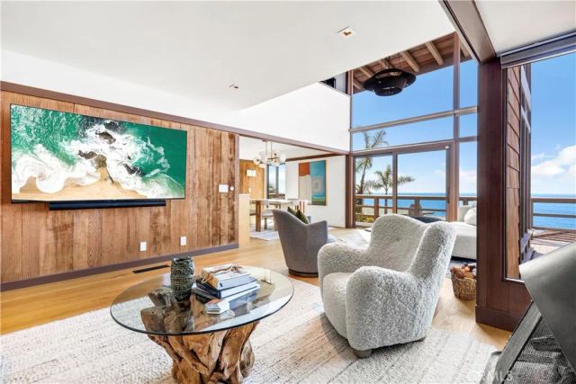 1944 Ocean, Laguna Beach, CA 92651