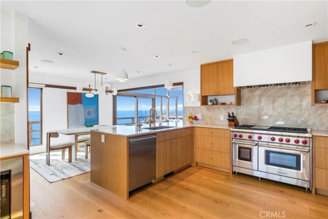 1944 Ocean, Laguna Beach, CA 92651