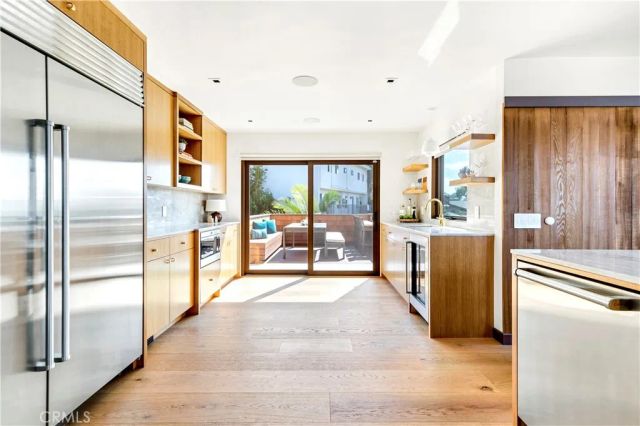 1944 Ocean, Laguna Beach, CA 92651