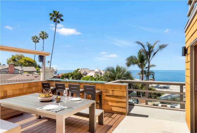 1944 Ocean, Laguna Beach, CA 92651