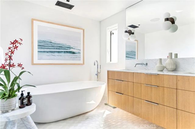 1944 Ocean, Laguna Beach, CA 92651