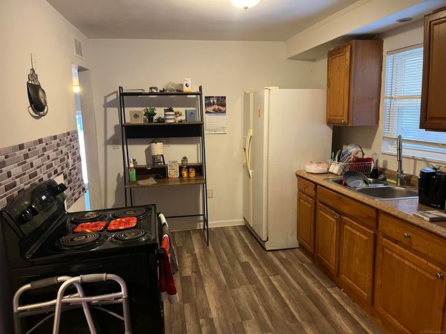 21548 Doepfer Road, Warren, MI 48091