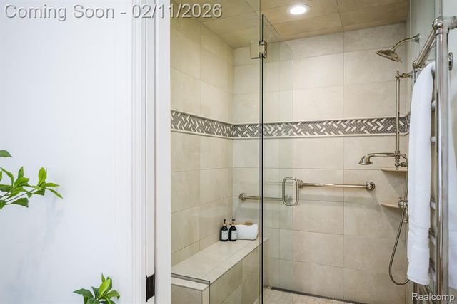 4024 Hidden Woods Drive, Bloomfield Hills, MI 48301