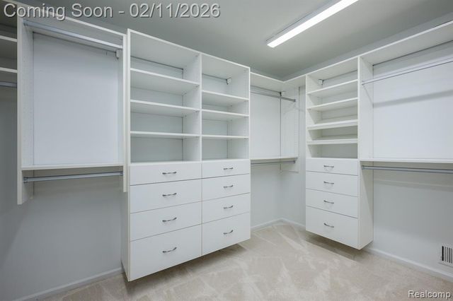 4024 Hidden Woods Drive, Bloomfield Hills, MI 48301