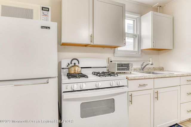 31 Atlantic Avenue 1W, Ocean Grove, NJ 07756