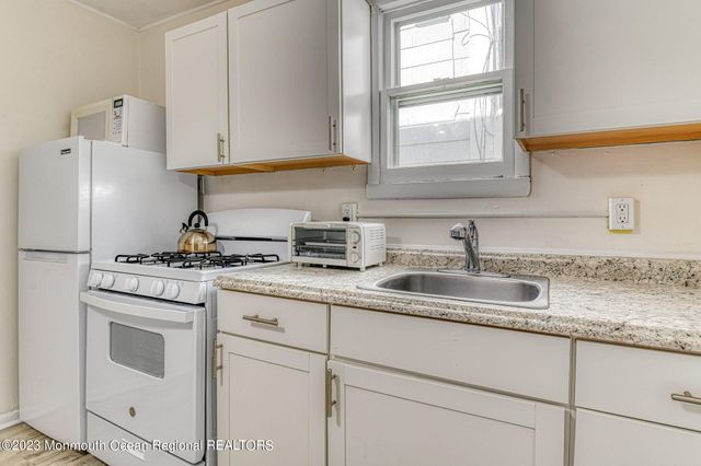 31 Atlantic Avenue 1W, Ocean Grove, NJ 07756