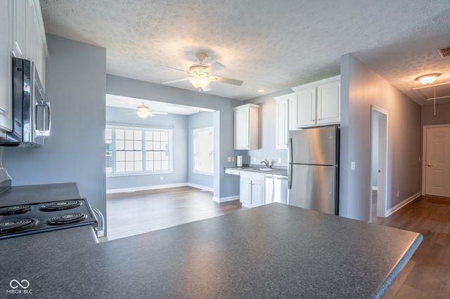 2023 Red Oak Court, Shelbyville, IN 46176