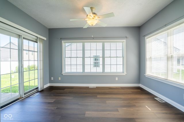 2023 Red Oak Court, Shelbyville, IN 46176