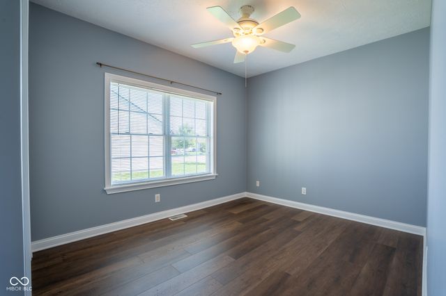 2023 Red Oak Court, Shelbyville, IN 46176