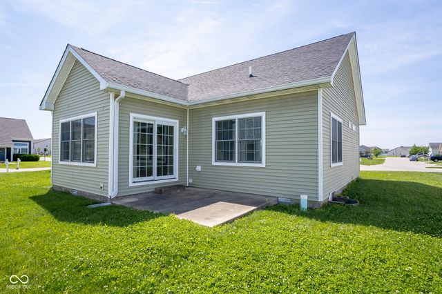 2023 Red Oak Court, Shelbyville, IN 46176