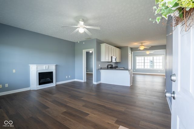 2023 Red Oak Court, Shelbyville, IN 46176