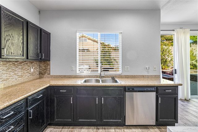 3257 Rushing Waters Place, Las Vegas, NV 89135