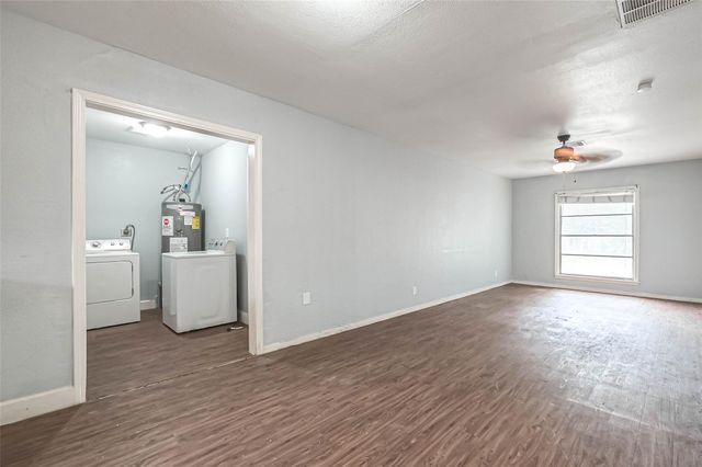 8129 Barkley Street, Houston, TX 77017