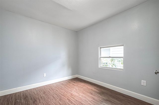 8129 Barkley Street, Houston, TX 77017