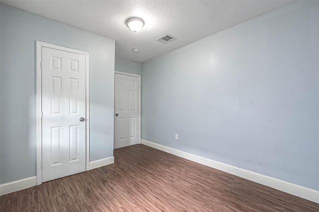 8129 Barkley Street, Houston, TX 77017