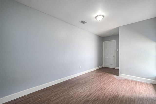 8129 Barkley Street, Houston, TX 77017